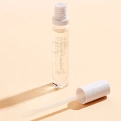 Gloss A Lèvres Paillete Avec Un Effet Wow !